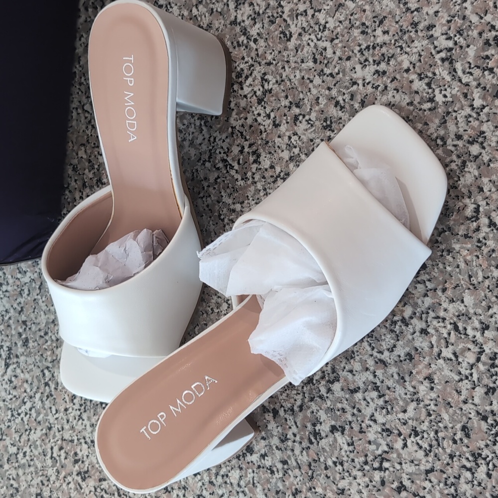 TOP Moda White Elegant Top - Picture 3 of 5